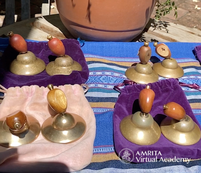 How to Select Kaimani (Hand Bells)