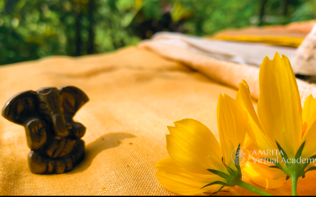 Small wood Ganesha